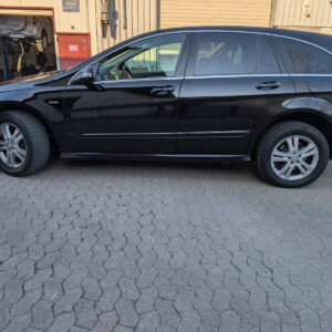 Schwarz Mercedes Benz R-Klasse W251