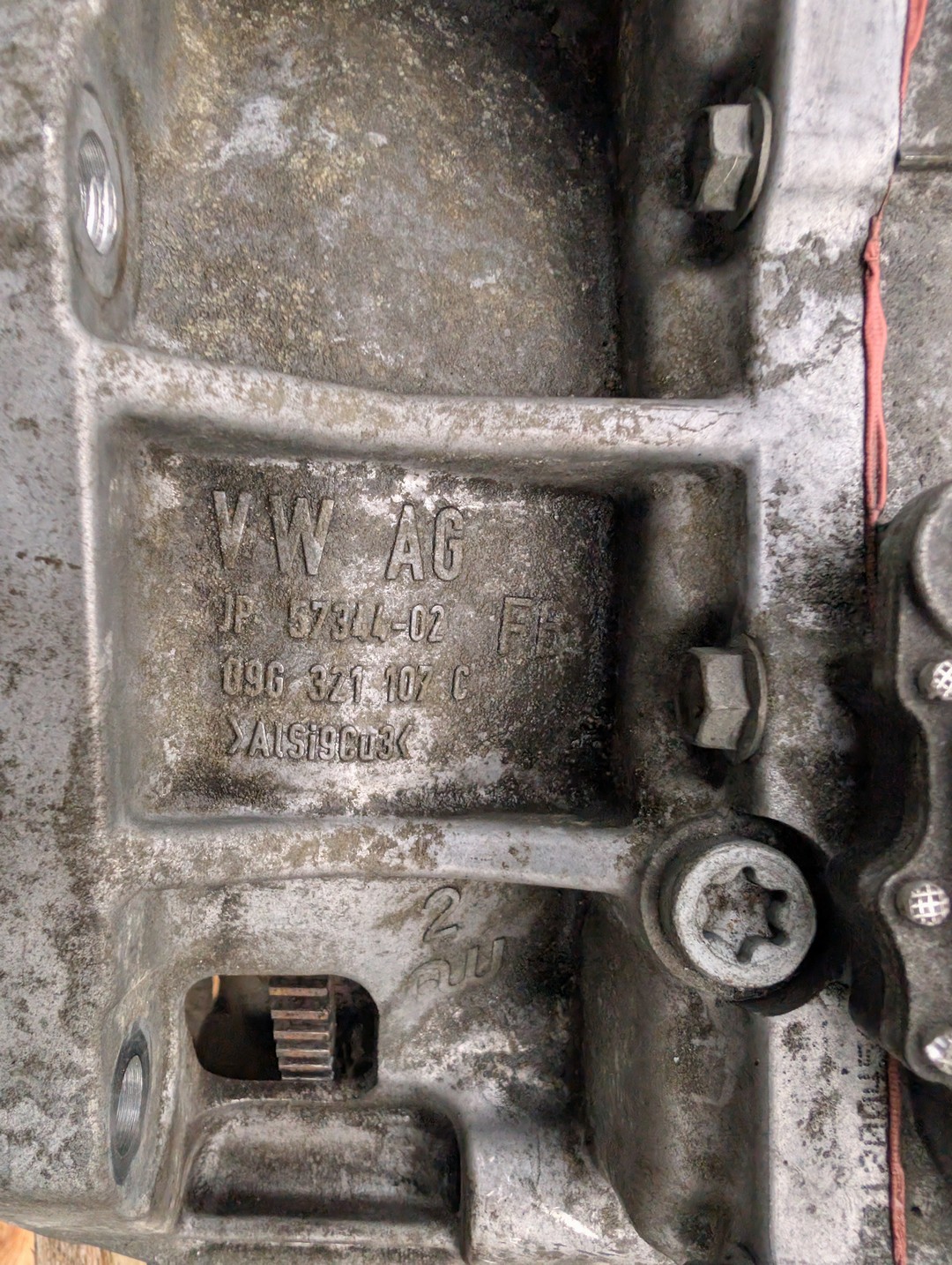 Heckklappe Passat Variant 3C Kombi Silber LA7W Kofferraumklappe 250 € VB Nur Abholung Industriestrasse 8a, 32825 Nordrhein-Westfalen - Blomberg 08.07.2026 3 Art Ersatz- & Reparaturteile Beschreibung Komplette Heckklappe für Passat Variant 3C Kombi Silber LA7W Kofferraumklappe FZ Schein : VW Variant 3C 1.6 BLF 85kw/115Ps Silber LA7W ca.140.000km 2. Hand PKW EZ.2007 Passgenauigkeit beachten Gebrauchte geprüfte Ersatzteile Teileinformation Pos. (1) Teilenummer 09G 300 038 JX Benennung 6-Gang-Automatikgetriebe Bemerkung 61:15 Modellangabe HXK Angebote bitte Bilder beachten! Mobil / WhatsApp Ingo 01725226162 Paketversand bis 10Kg DHL kostet 10€ Paletten Versand z.B. Getriebe Motor kostet 120€ DHL Cargo Spedition Selbstabholung von Ingo Jose Industriestraße 8a 32825 Blomberg Bezahlung BAR Überweisung oder per PayPal https://www.kleinanzeigen.de/pro/ersatzteilhandel-ingo-jose Keine Gewährleistung auf Anbauteile !! – Bild 6